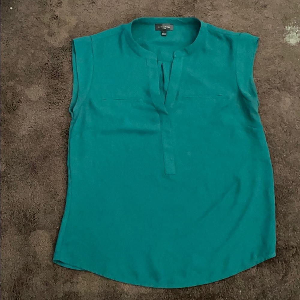 Split neck 100% polyester top